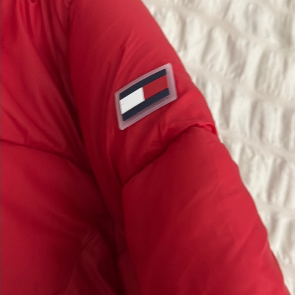 Tommy Hilfiger Vibrant Red Quilted Jacket - Medium NWT - Picture 4 of 10